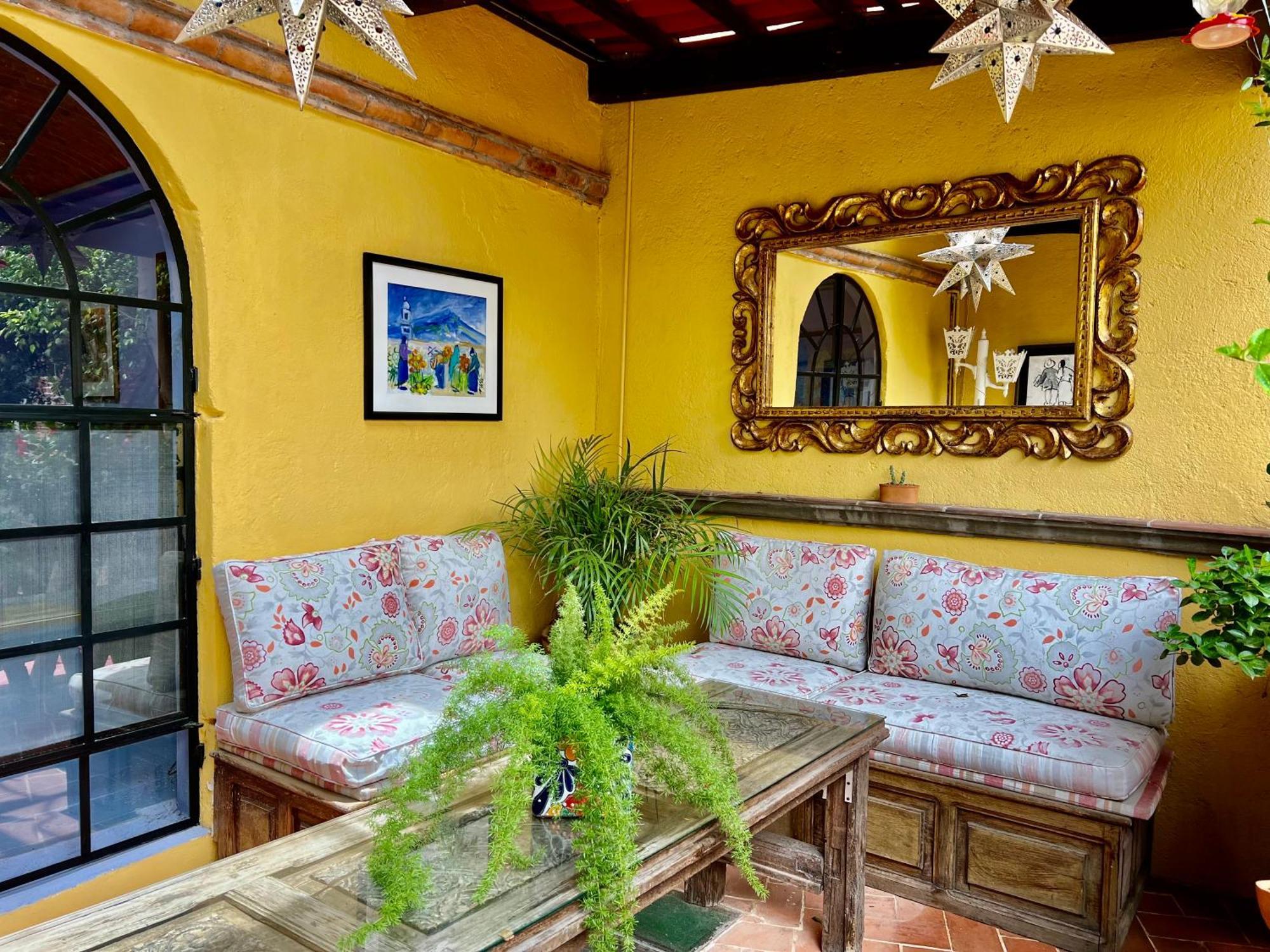 سان ميغيل دي الليندي Boutique Hotel Casa Camellia المظهر الخارجي الصورة